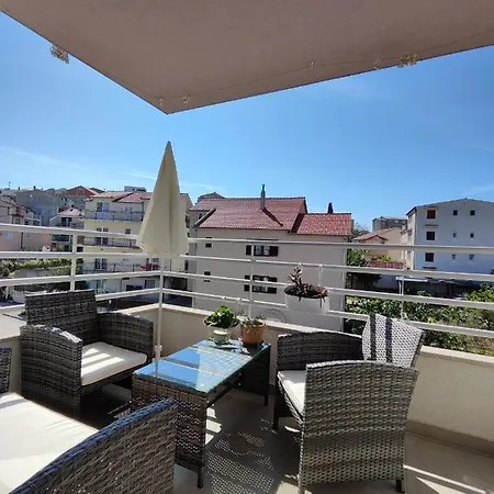 Lucy Appartement *