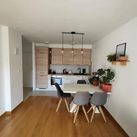 Apartment Lucy Split