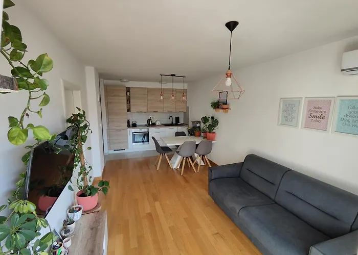 Lucy Apartment